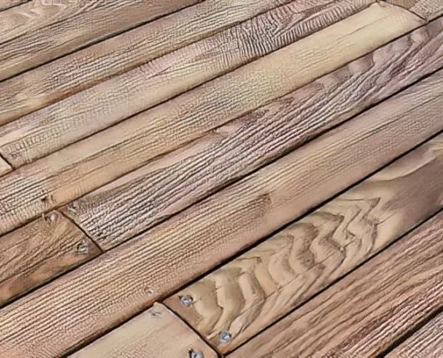 zoom sur une terrasse en bois terminée