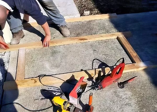 Fixation des lambourdes pour stabiliser la terrasse